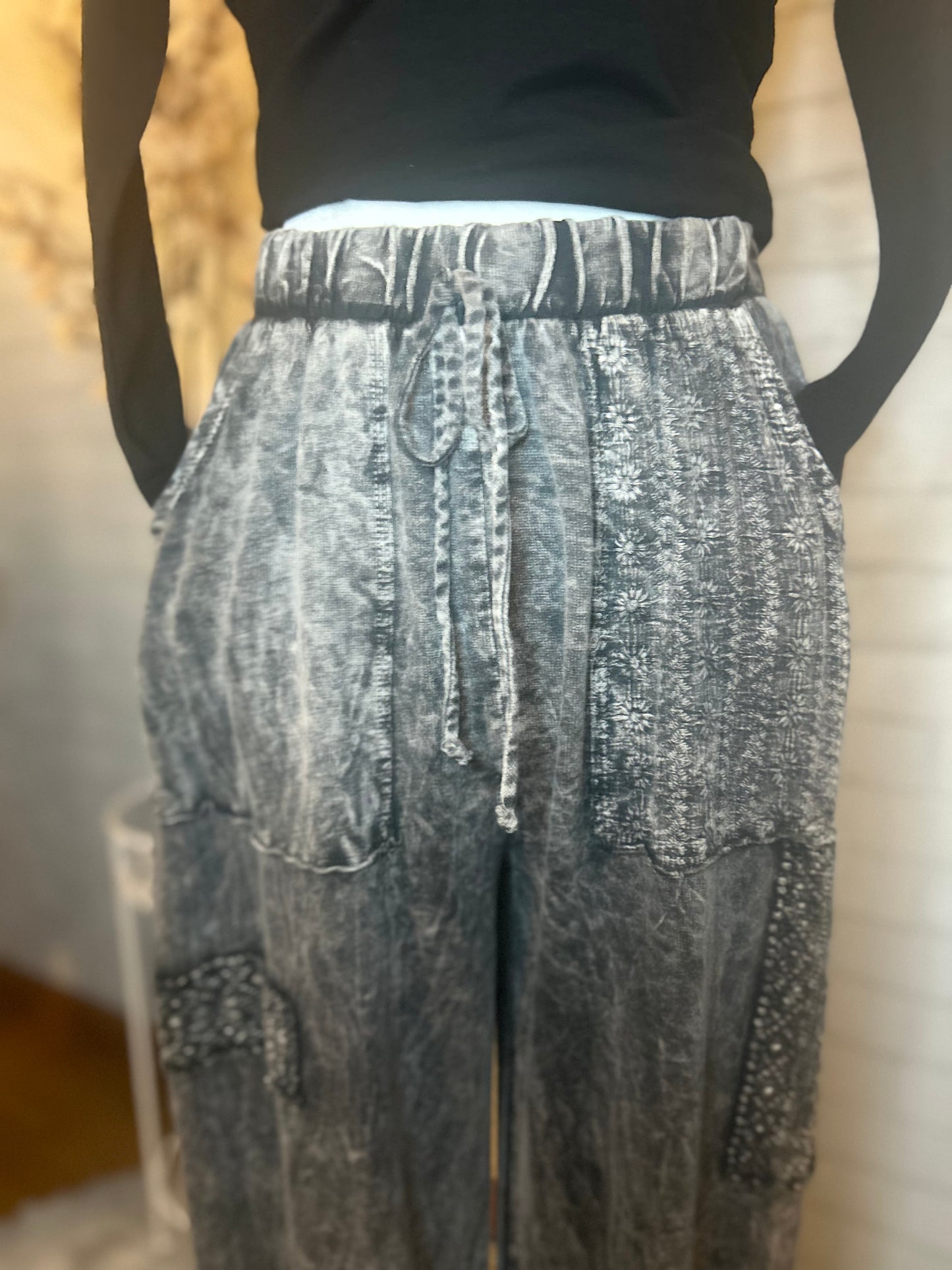 J.Her-MineralWash Eyelet detailed Boho Joggers