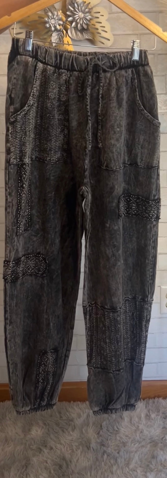 J.Her-MineralWash Eyelet detailed Boho Joggers