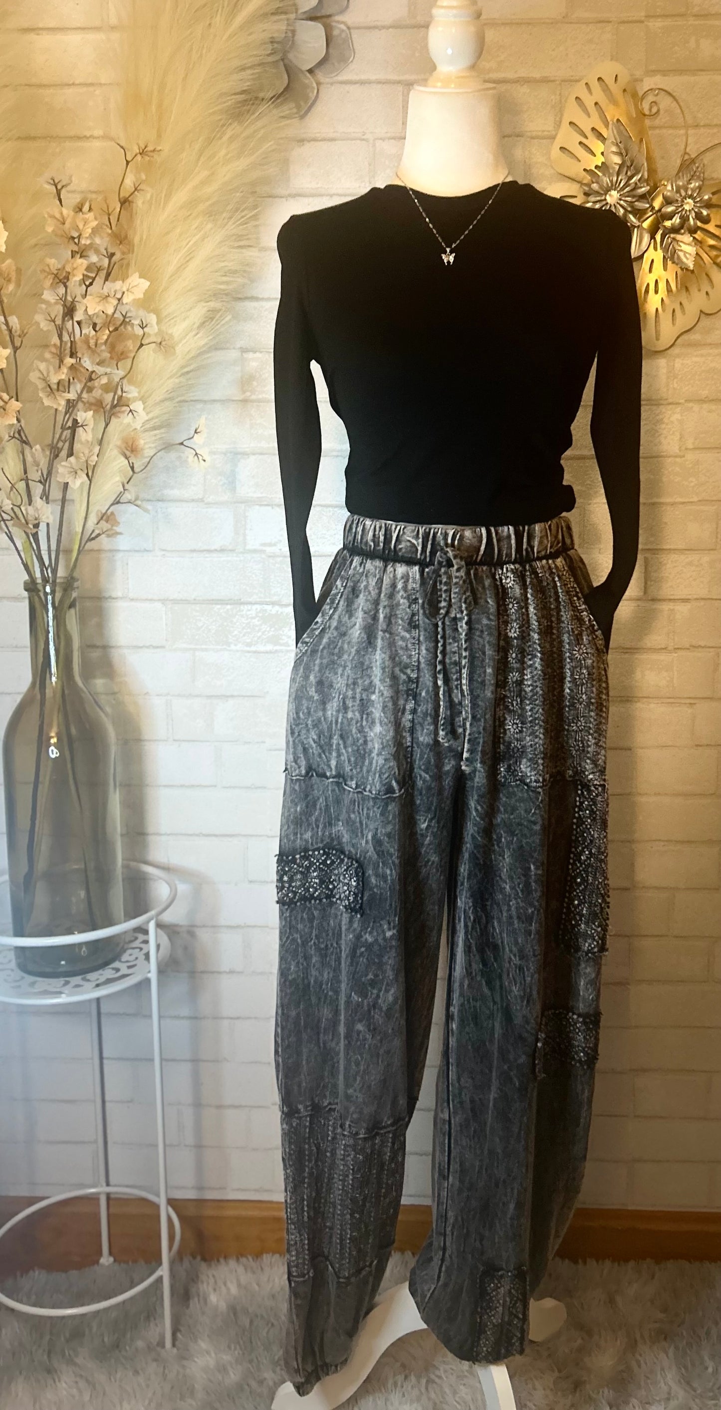 J.Her-MineralWash Eyelet detailed Boho Joggers