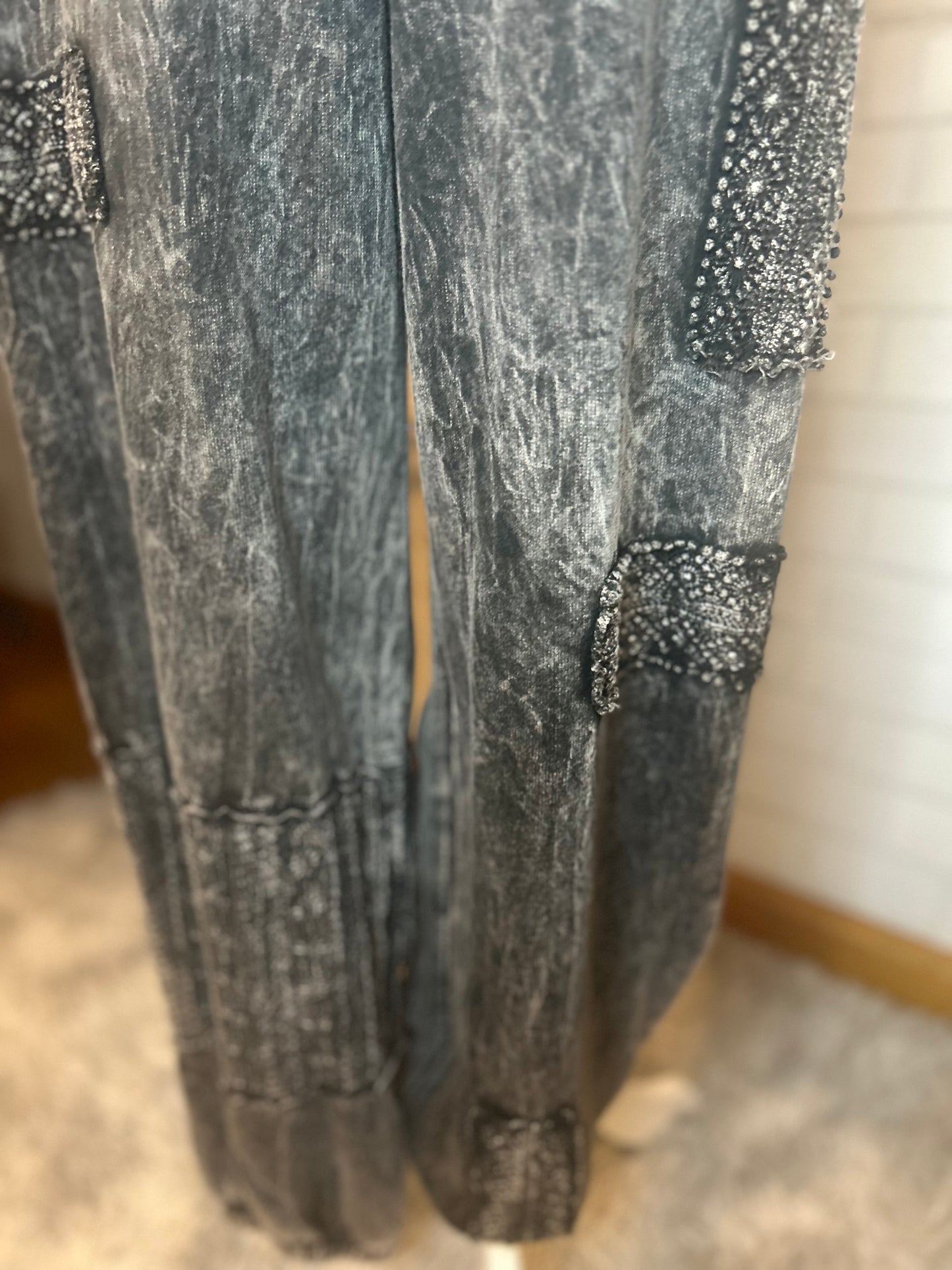 J.Her-MineralWash Eyelet detailed Boho Joggers