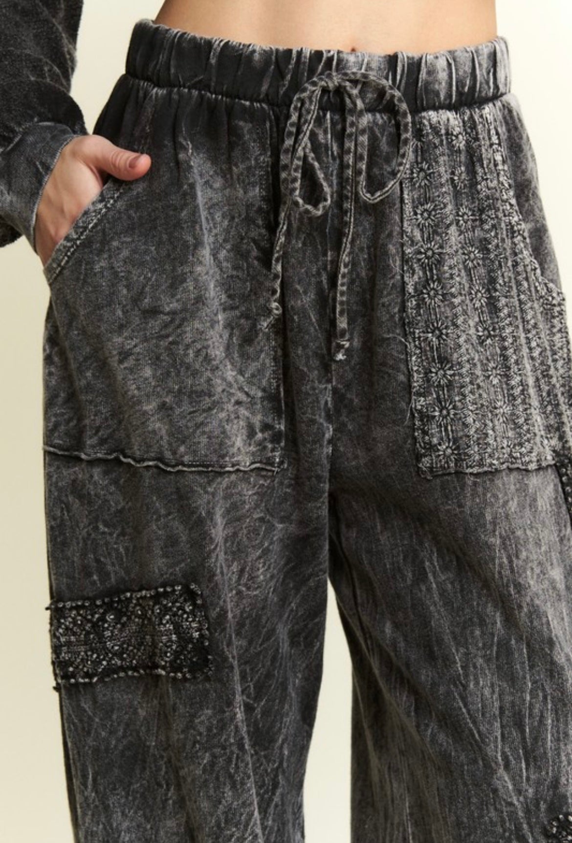 J.Her-MineralWash Eyelet detailed Boho Joggers