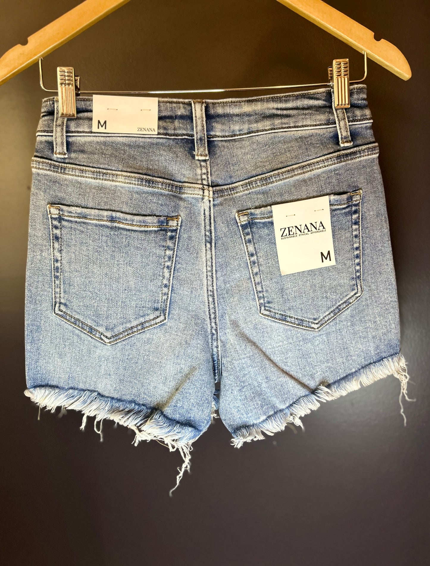 Zenana-Raw Frayed Hem Ripped Denim Shorts.        (More Colors)
