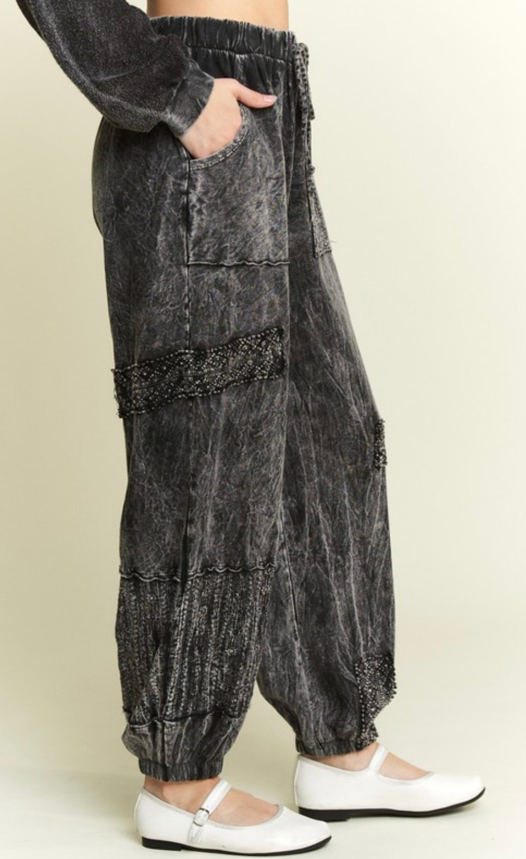 J.Her-MineralWash Eyelet detailed Boho Joggers