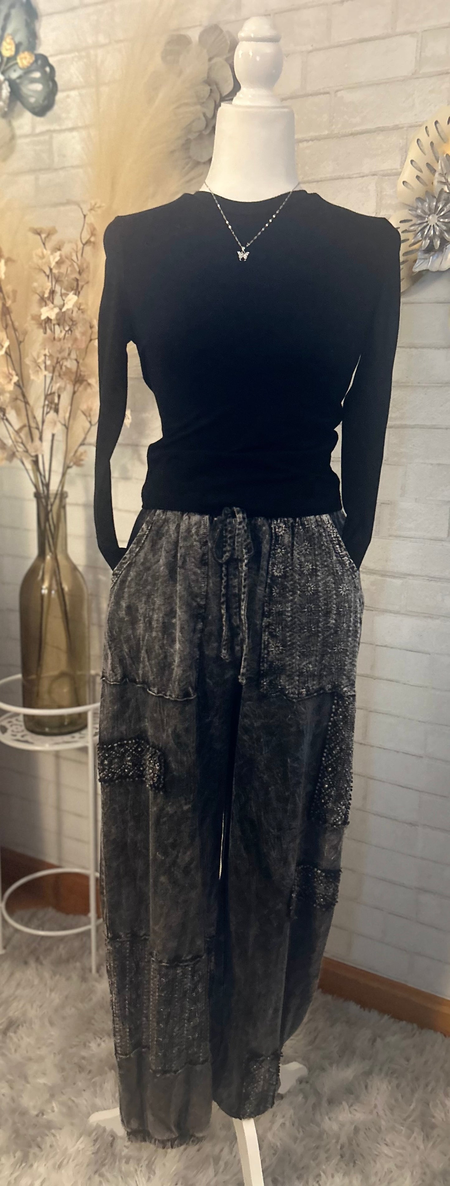J.Her-MineralWash Eyelet detailed Boho Joggers